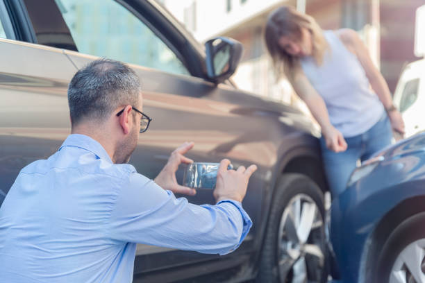 Professional Sr22 Insurance technician working in Cool Valley, MO